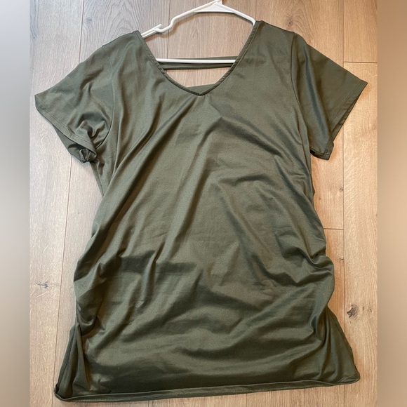 Full Moon Tops - Olive green Maternity 2x with stripes in the back at the top